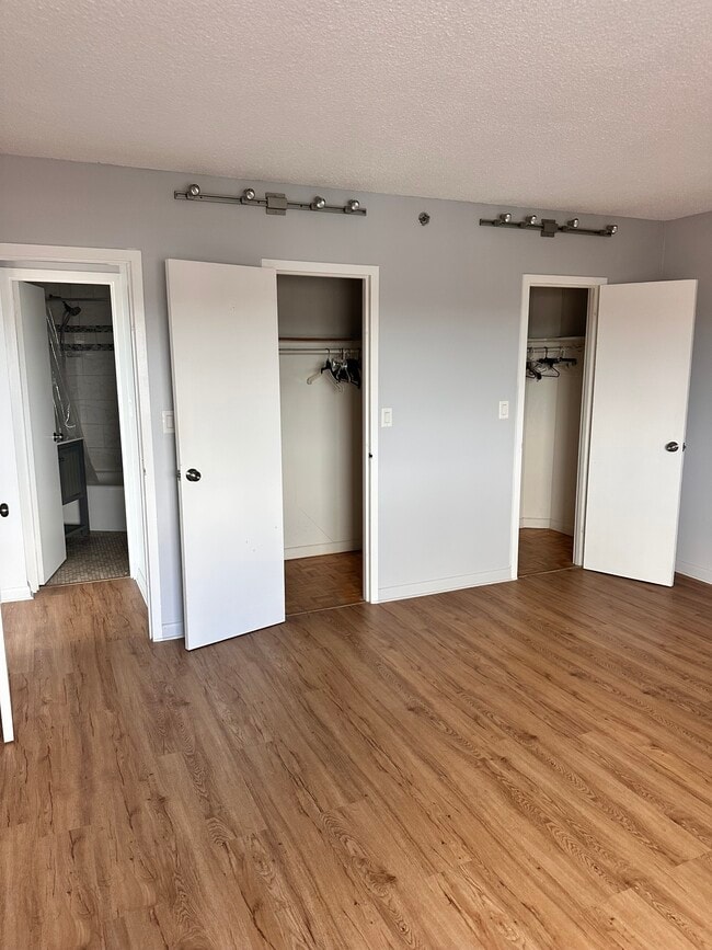 300 Lynn Shore Dr, Unit # 908 in Lynn, MA - Building Photo - Building Photo