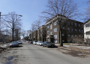 Harriet Apartments in Minneapolis, MN - Building Photo - Building Photo