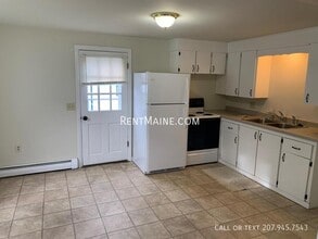 13 Hemlock St in Bangor, ME - Building Photo - Building Photo