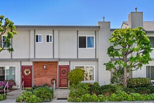 25837 Oak St, Unit 111 in Lomita, CA - Building Photo