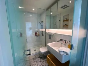 456 Pandora Av in Victoria, BC - Building Photo - Building Photo