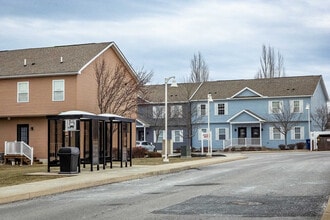 The Villas at Happy Valley in State College, PA - Foto de edificio - Building Photo