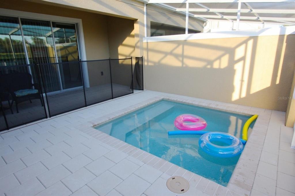 17416 Placidity Ave in Clermont, FL - Foto de edificio