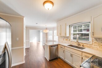2000 Mill House Ln in Matthews, NC - Building Photo - Building Photo