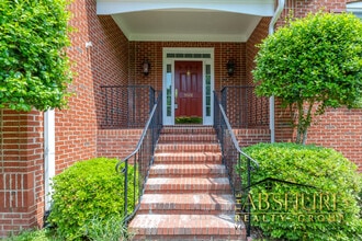 9028 Stoney Run Dr in Raleigh, NC - Building Photo - Building Photo