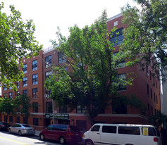 566 Gates Ave Apartamentos