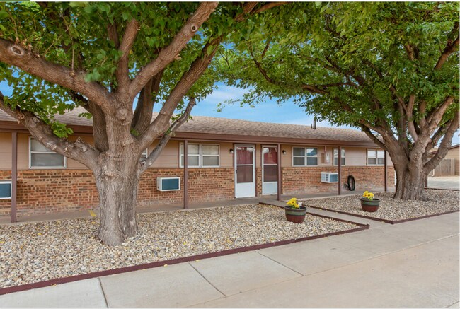 1320 53rd St in Lubbock, TX - Building Photo - Building Photo