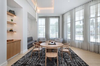 Maple Square Apartments in Danvers, MA - Building Photo - Lobby