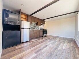 1836 Boca Ave in Los Angeles, CA - Building Photo