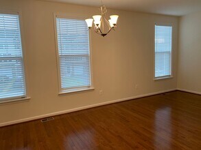 116 Sequoia Dr in Winchester, VA - Building Photo - Building Photo