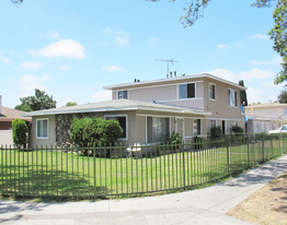 1902 Evergreen St Apartments