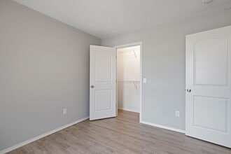 598 W Danielle St in Republic, MO - Building Photo - Building Photo