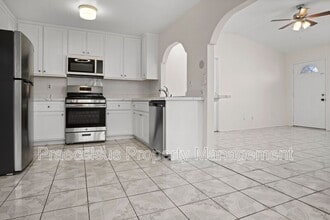 1696 Shooting Star Ct in San Diego, CA - Building Photo - Building Photo