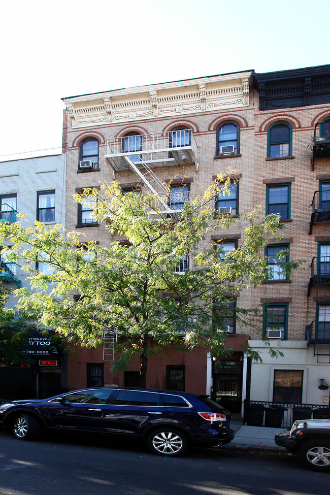 680 Union St in Brooklyn, NY - Foto de edificio - Building Photo