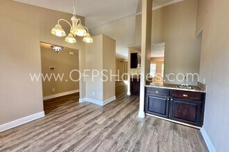 653 Territory Ln in Crestview, FL - Building Photo - Building Photo