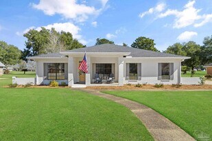 3244 Cobblestone Dr in Pace, FL - Building Photo