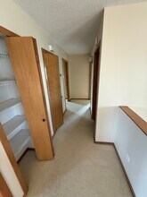 6020 Bennett Ct S in Fargo, ND - Building Photo - Building Photo