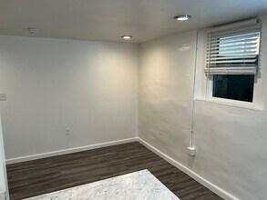 2143 S Acoma St in Denver, CO - Building Photo - Building Photo