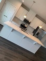 6 Kohlmyer Dr in Pennsauken, NJ - Building Photo