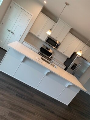 6 Kohlmyer Dr in Pennsauken, NJ - Foto de edificio