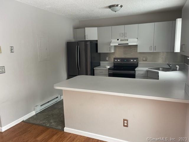 925 Oronoke Rd in Waterbury, CT - Building Photo - Building Photo