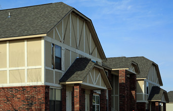 Yorkshire Place Apartments in Wagoner, OK - Building Photo - Building Photo