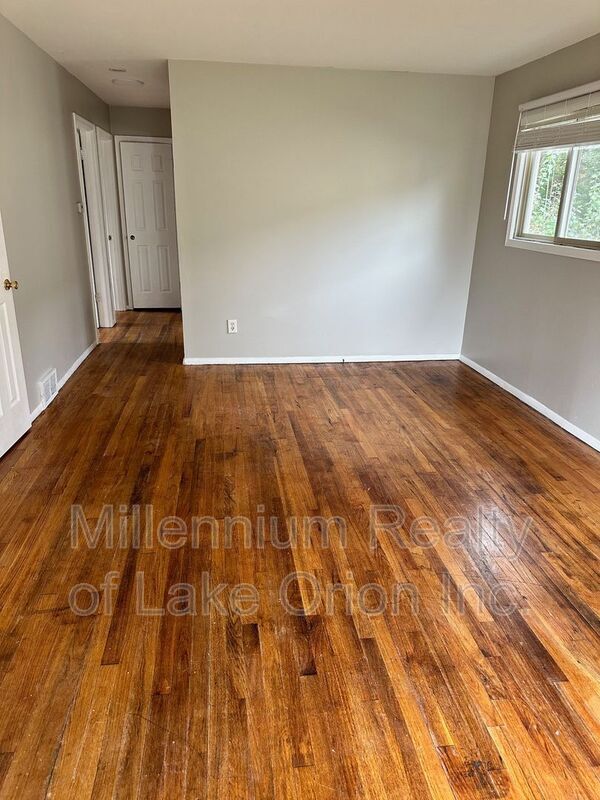 397 Cameron Ave in Pontiac, MI - Building Photo - Building Photo