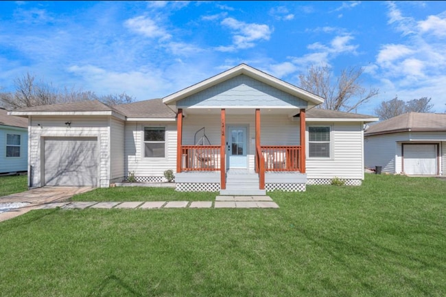 property at 1212 16th Ave N