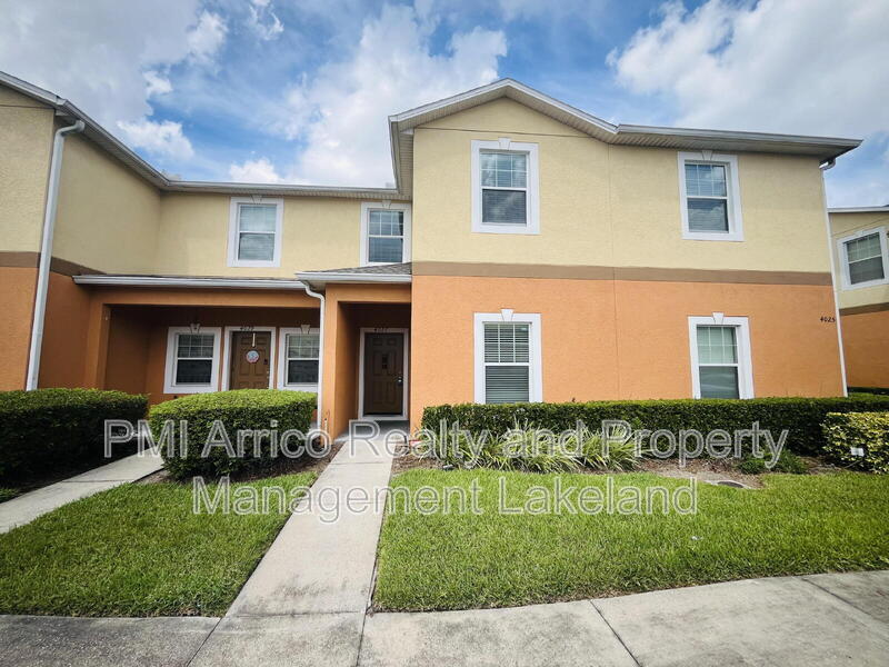 4027 Winding Vine Dr in Lakeland, FL - Building Photo