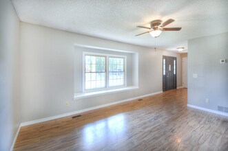 6423 Dillon Cir in Colorado Springs, CO - Building Photo - Building Photo