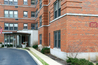 Ridge Davis Cooperative Apartments in Evanston, IL - Building Photo - Building Photo