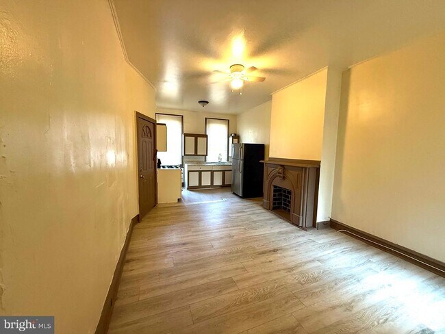 2013 E Stella St in Philadelphia, PA - Building Photo - Building Photo