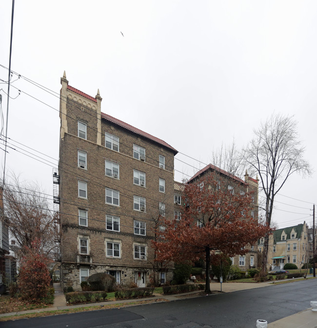 149 E Prospect Ave in Mount Vernon, NY - Building Photo - Building Photo