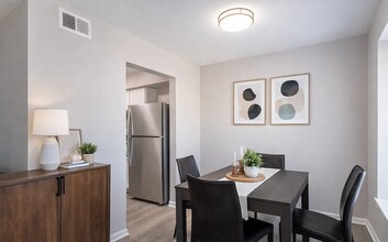 Mountain Ridge Apartments in Stuarts Draft, VA - Building Photo - Building Photo