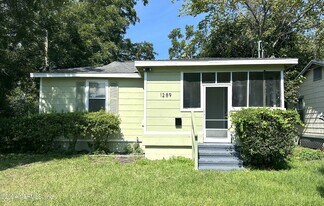 1298 Stimson St in Jacksonville, FL - Building Photo