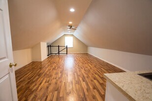 120 N Franklin St, Unit 3 in Madison, WI - Building Photo