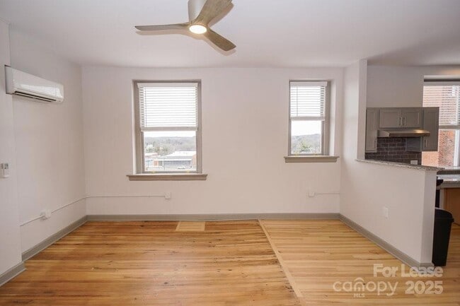 197 N 2nd St, Unit 301 in Albemarle, NC - Building Photo - Building Photo