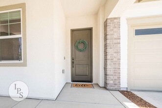 4299 Vineyard Dr in Madera, CA - Building Photo - Building Photo