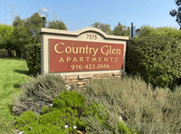 Country Glen Apartments in Sacramento, CA - Foto de edificio - Building Photo