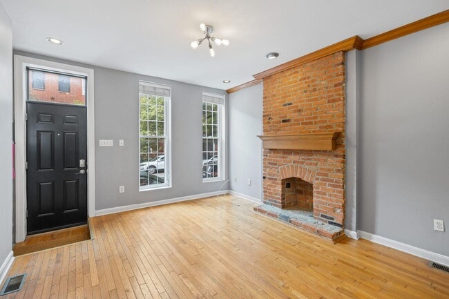 property at 1625 S Charles St
