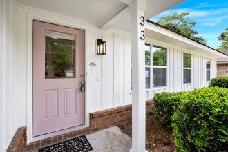 33 Beaver Run Dr in Savannah, GA - Foto de edificio - Building Photo