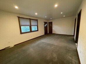 316 Tarragonna St in Pittsburgh, PA - Building Photo - Building Photo