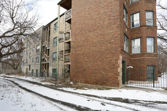 7832 S Ingleside Ave in Chicago, IL - Building Photo - Building Photo