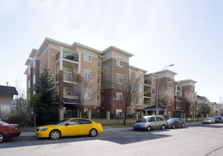 Manchester Place in Calgary, AB - Building Photo - Building Photo