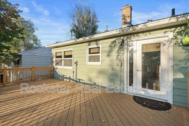 5919 N Sutherlin St in Spokane, WA - Building Photo - Building Photo