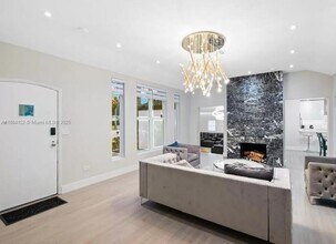 117 NE 95th St in Miami Shores, FL - Building Photo - Building Photo