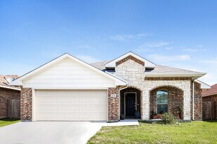 9120 Abaco Way in Fort Worth, TX - Building Photo