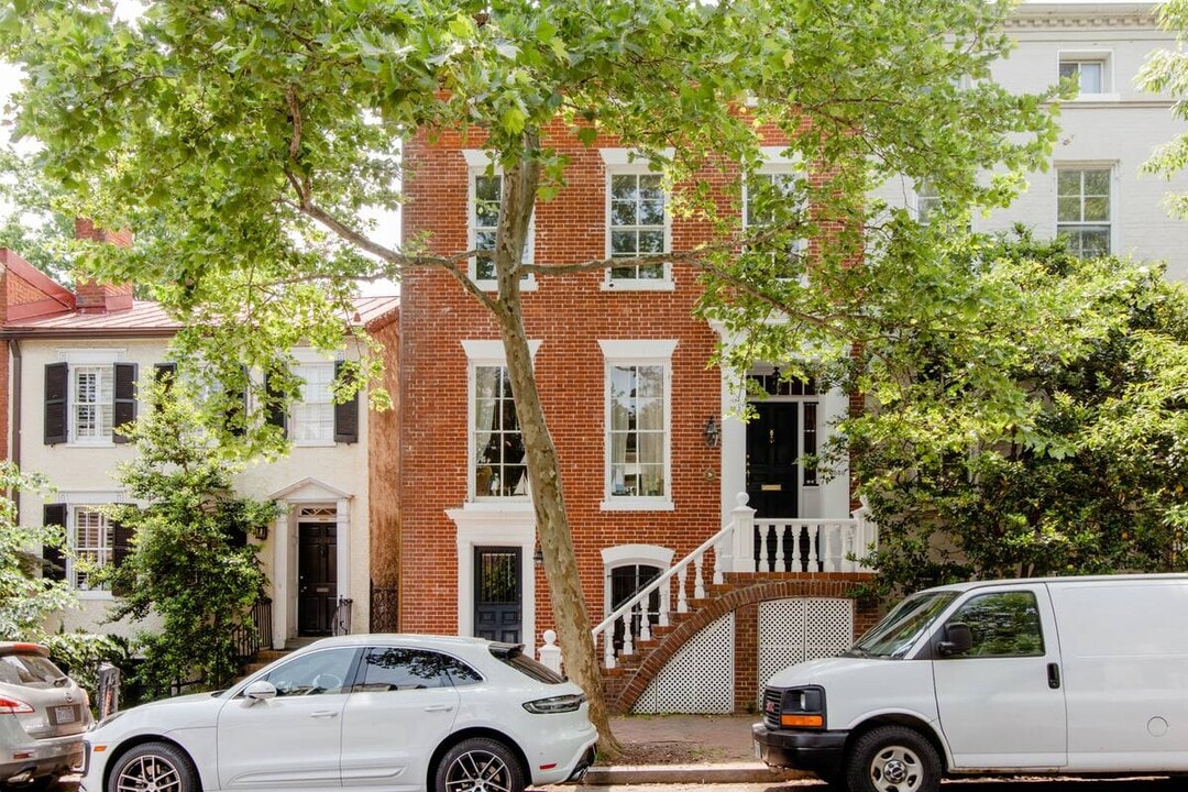 3050 P St NW, Unit #2 Garden Suite in Washington, DC - Foto de edificio