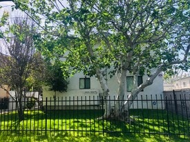 5935 Buffalo Ave in Van Nuys, CA - Building Photo