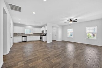 221 Arabian Colt Dr in Georgetown, TX - Building Photo - Building Photo